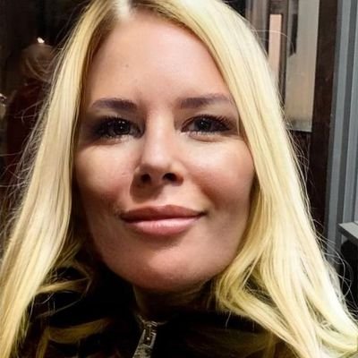 Profile Picture of @Zoe Anne.author (@zoe_author) on Twitter