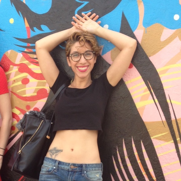 Profile Picture of Nadia Caldarella (@nadiasarmoire) on Poshmark