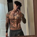 Profile Picture of 𝕵𝖔𝖘𝖍 𝖂𝖆𝖓𝖊𝖗 𝖀𝖗𝖆𝖐𝖎𝖓 (@bxzinfern) on Instagram