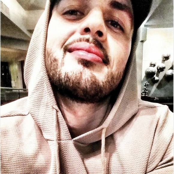 Profile Picture of Javier Flores flores (@jaflores) on Poshmark