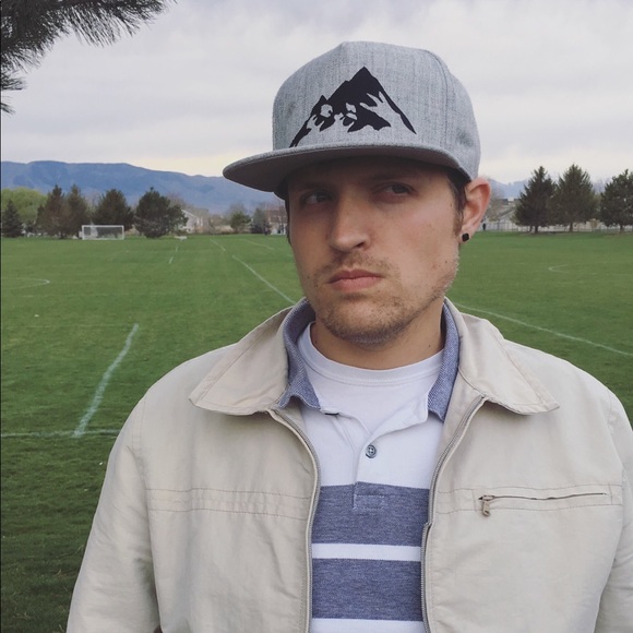 Profile Picture of Joshua Marden (@vocalizer25) on Poshmark