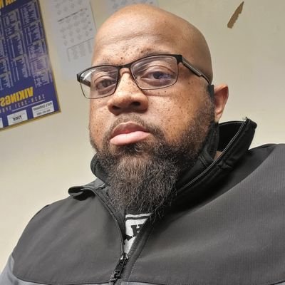 Profile Picture of Coach Michael Lathan Jr. (@MichaelLathanJr) on Twitter