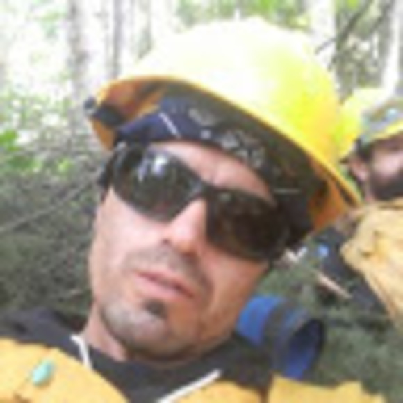 Profile Picture of Christopher Wright (@aktitans24) on Poshmark