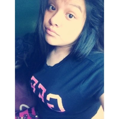 Profile Picture of Hayes Cinnamon Apple (@stephanieGrier_) on Twitter