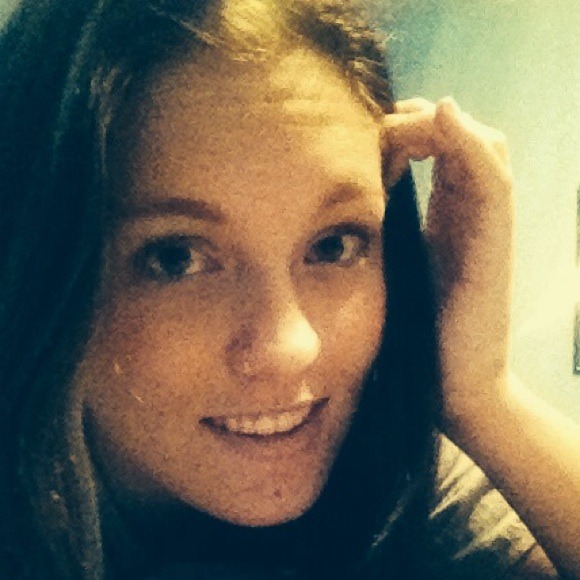 Profile Picture of Janna Hodgkins (@jannamariee) on Poshmark