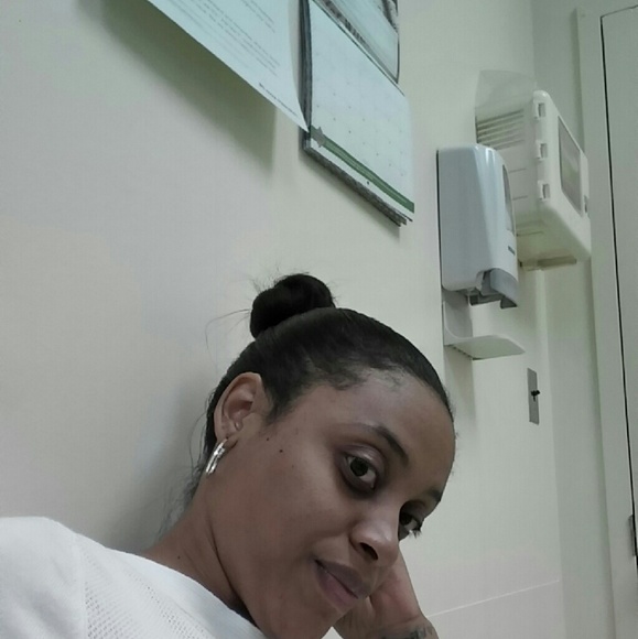 Profile Picture of Carlene Phillip collier (@carlene28) on Poshmark