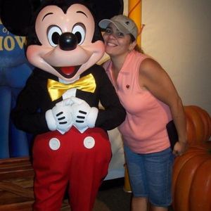 Profile Picture of Evelyn Lugo (@239230208) on Myspace