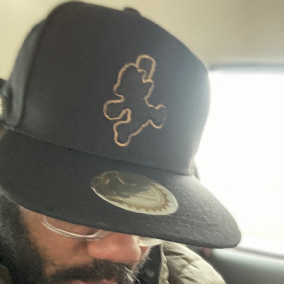 Profile Picture of Bryan Carter (@bcsr9981) on Poshmark