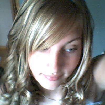 Profile Picture of Renee Maria Paradis (@Renye) on Twitter