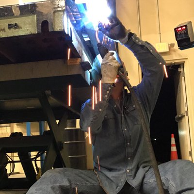 Profile Picture of Collin R. Chambers (@chamberscr33) on Twitter