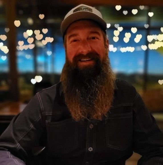 Profile Picture of William Read (@williamread701) on Poshmark