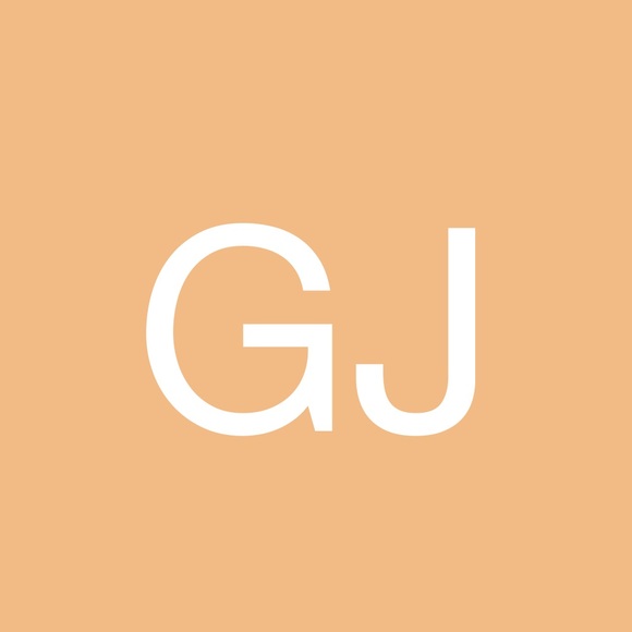 Profile Picture of Ghadir Jaraba (@ghadirjaraba) on Poshmark