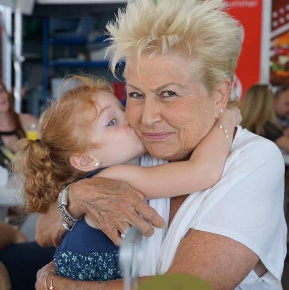 Profile Picture of Jacki Bottone (@jackib40) on Poshmark