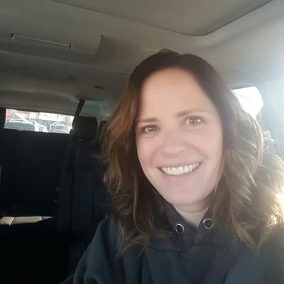 Profile Picture of Stephanie Beale (@Reinke1975) on Twitter