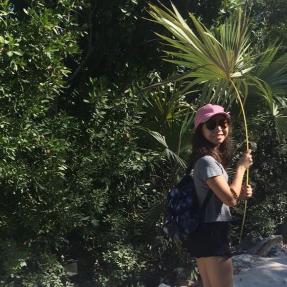 Profile Picture of Mina Kim (@minakim05) on Poshmark