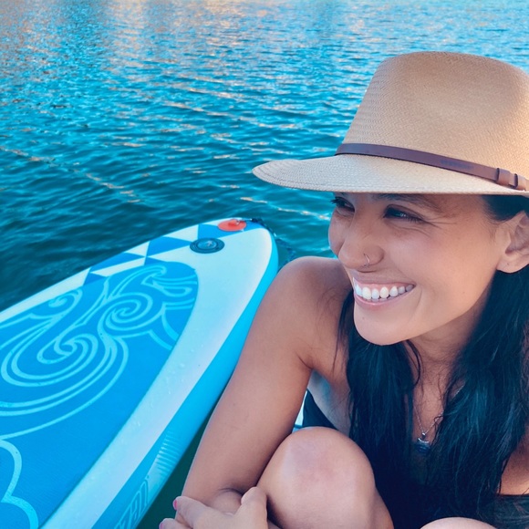 Angela Bushnell - Poshmark Profile Picture of Angela Bushnell (@angiepangie387) on Poshmark