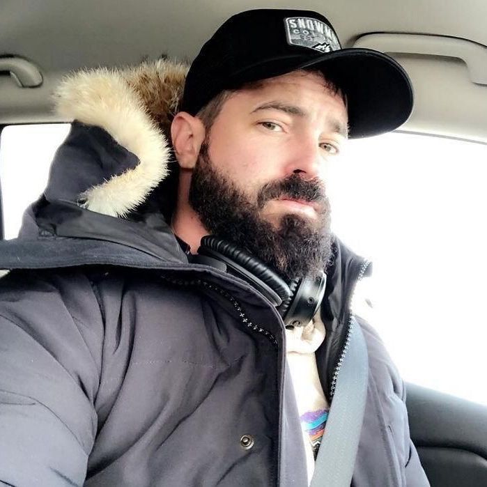 Profile Picture of daviseric (@daviseric172) on Tiktok