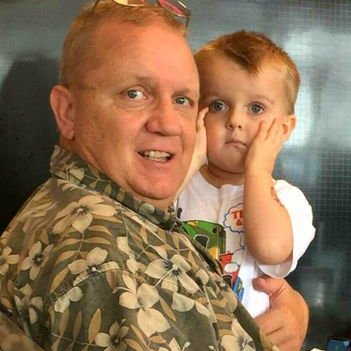 Profile Picture of Bob Shadowens III (@IiiShadowens) on Twitter