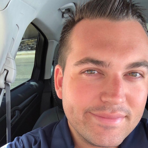 Profile Picture of Chase Sivret (@csivret808) on Poshmark