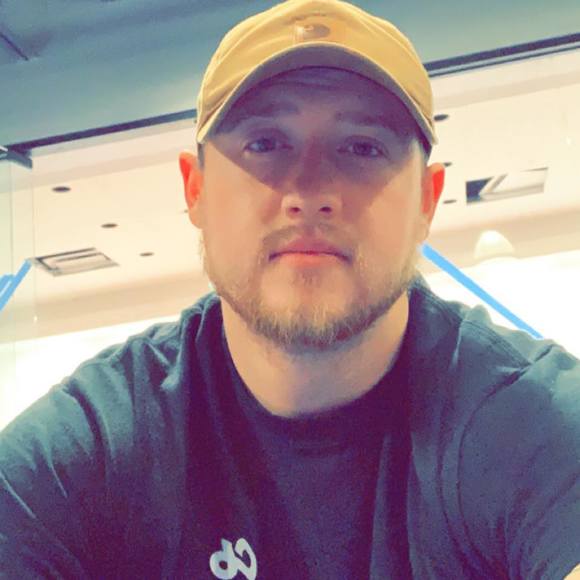 Profile Picture of Mark Gorman (@markgorman54) on Poshmark