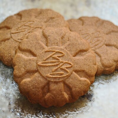 Profile Picture of Roxanne Peterson (@biscuitbouquets) on Twitter