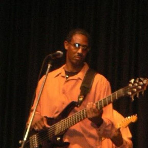 Profile Picture of Delbert Hicks (@hicksdelbert) on Poshmark