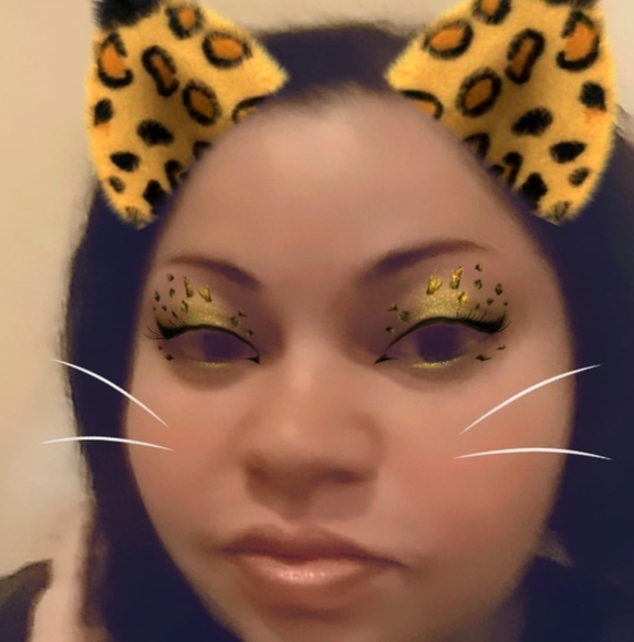 Profile Picture of Ouchie Sepulveda (@devoninhere2335) on Poshmark