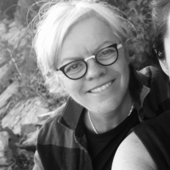 Profile Picture of Dany Lessard (@lessarddany) on Poshmark