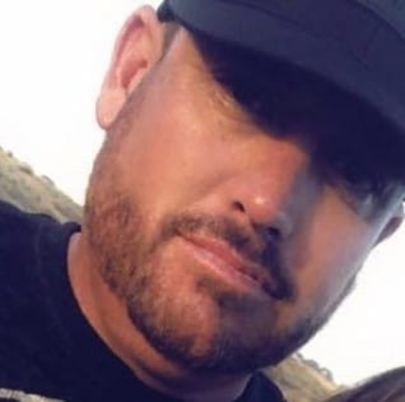 Profile Picture of Dustin Wehrs (@wehrs79) on Poshmark