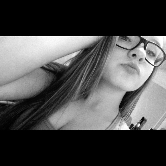 Profile Picture of Katy Hajicek (@kkaaattttyyyyy) on Poshmark