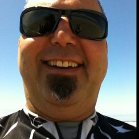Profile Picture of Eric Keys (@erbrlv) on Pinterest