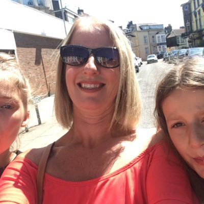 Profile Picture of Shelley Schofield (@ShelleySchofie6) on Twitter