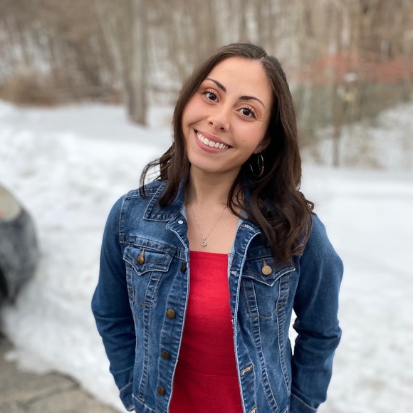 Profile Picture of Amalia Luibrand (@amaliapineiro) on Poshmark