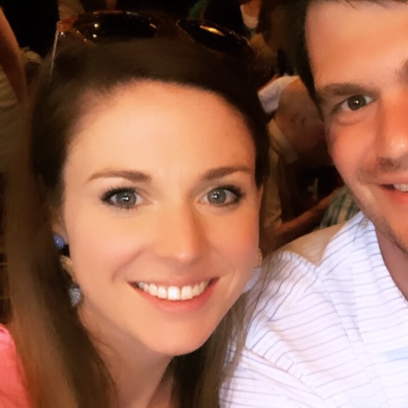 Profile Picture of Jessica Quearry (@jessica_quearry) on Poshmark