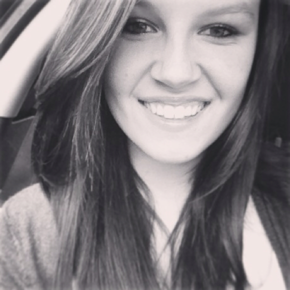 Profile Picture of Breanna Radocha (@bradocha) on Poshmark