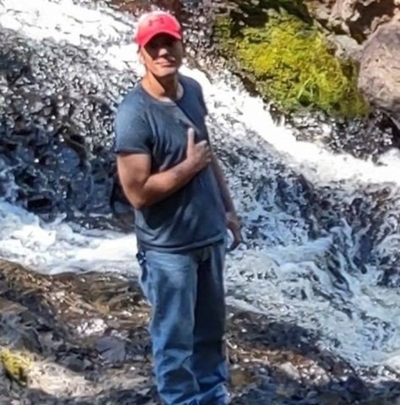 Profile Picture of Stewart Pedasso (@stewartpedasso) on Poshmark