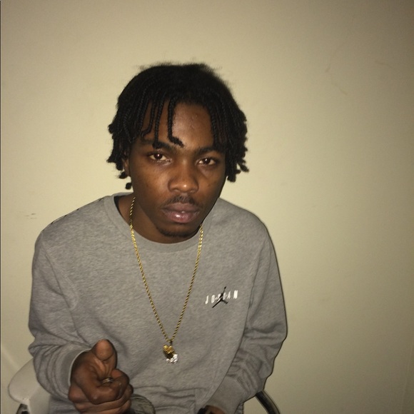 Profile Picture of Steven Blake (@steven_blake) on Poshmark