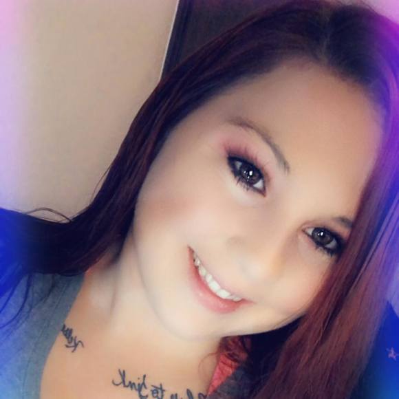 Profile Picture of Amanda Haese (@amandahaese) on Poshmark