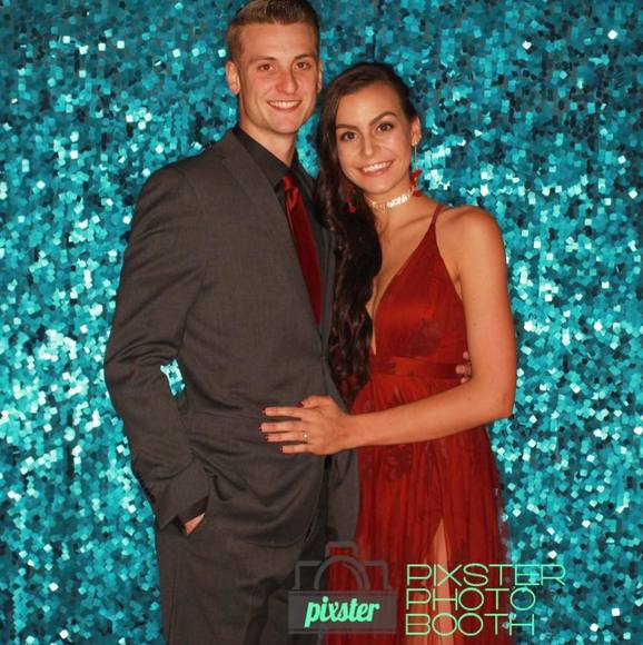 Profile Picture of Kelsey Blackey (@kelsey_blackey) on Poshmark