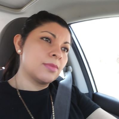 Profile Picture of Doris Villeda (@DorisVilleda8) on Twitter