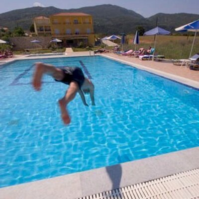 Profile Picture of Chris Batson (@ChrisBatson) on Twitter