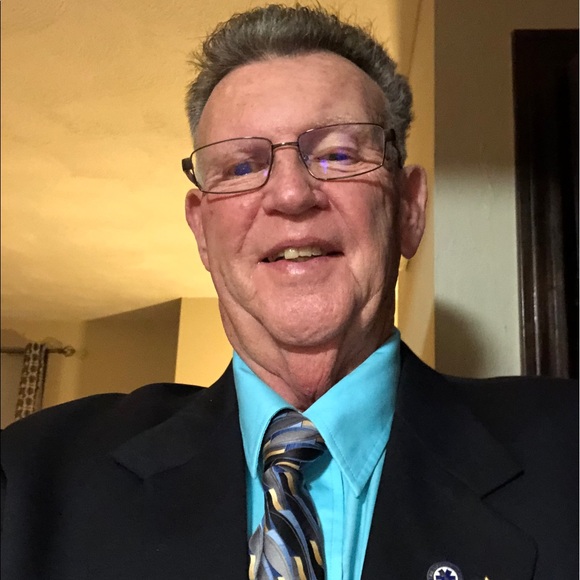 Profile Picture of Raymond Burton (@raymond_burton) on Poshmark