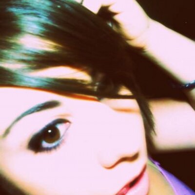 Profile Picture of Stephanie Maresca (@SteJoeArmstrong) on Twitter