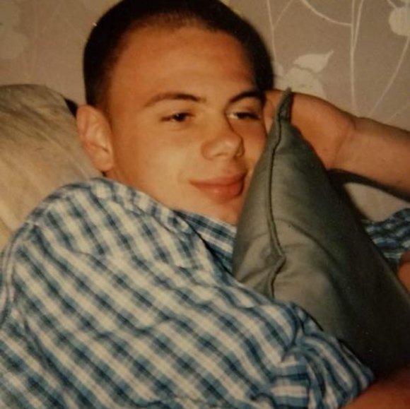 Profile Picture of Daniel Banner (@kevndanny) on Poshmark