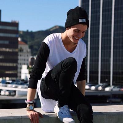 Profile Picture of Théo Collins (@theovipo) on Twitter