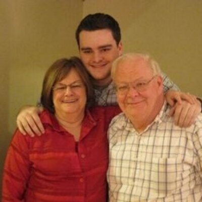Profile Picture of Daryce Hoff Nolan (@darycemb) on Twitter