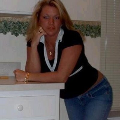 Profile Picture of Wendi Wright (@SSROT0611) on Twitter