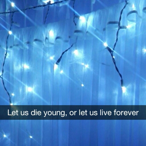 Olivia Nitzel - Poshmark Profile Picture of Olivia Nitzel (@tsukei) on Poshmark