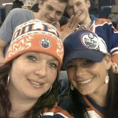 Profile Picture of Shelly Newell (@shellynewell) on Twitter