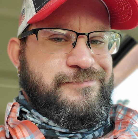 Profile Picture of Rick Rush (@rick_rush) on Poshmark